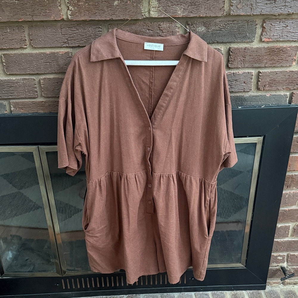 vestique Brown Button-Front Short Sleeve Romper